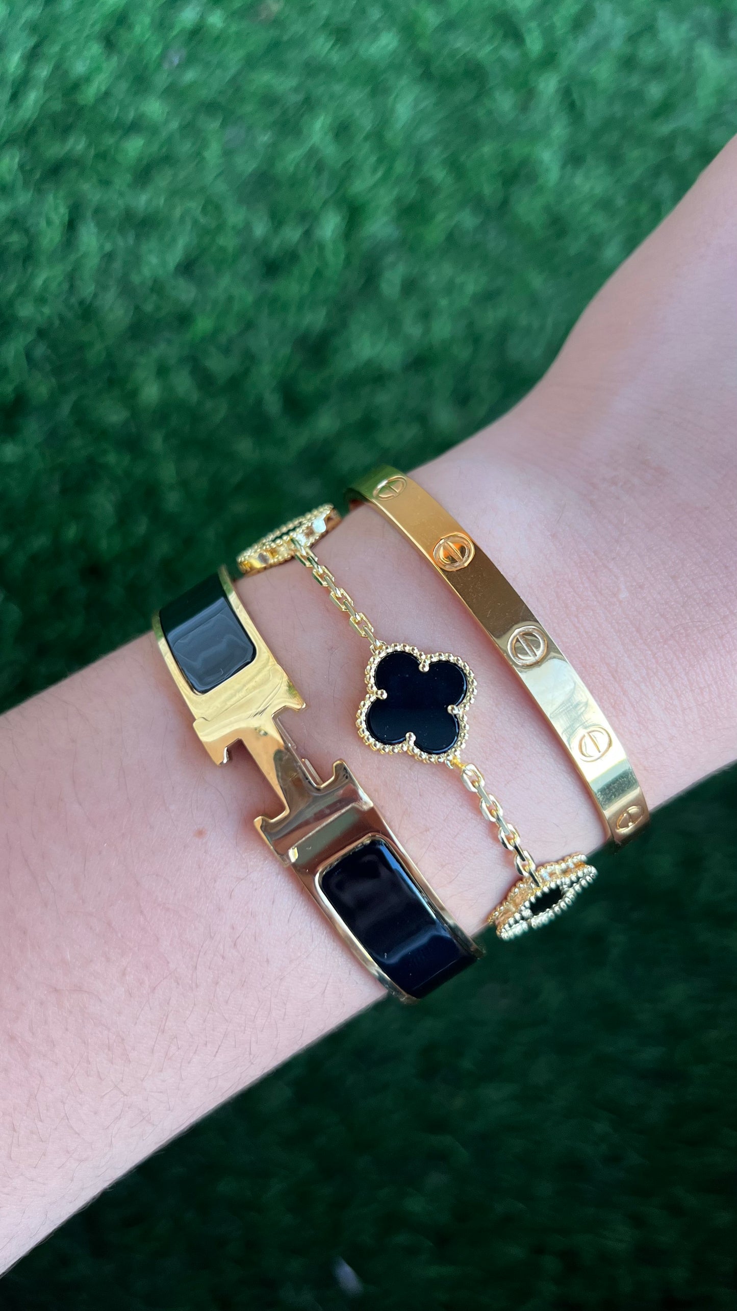 Black Valencia clover Bracelet