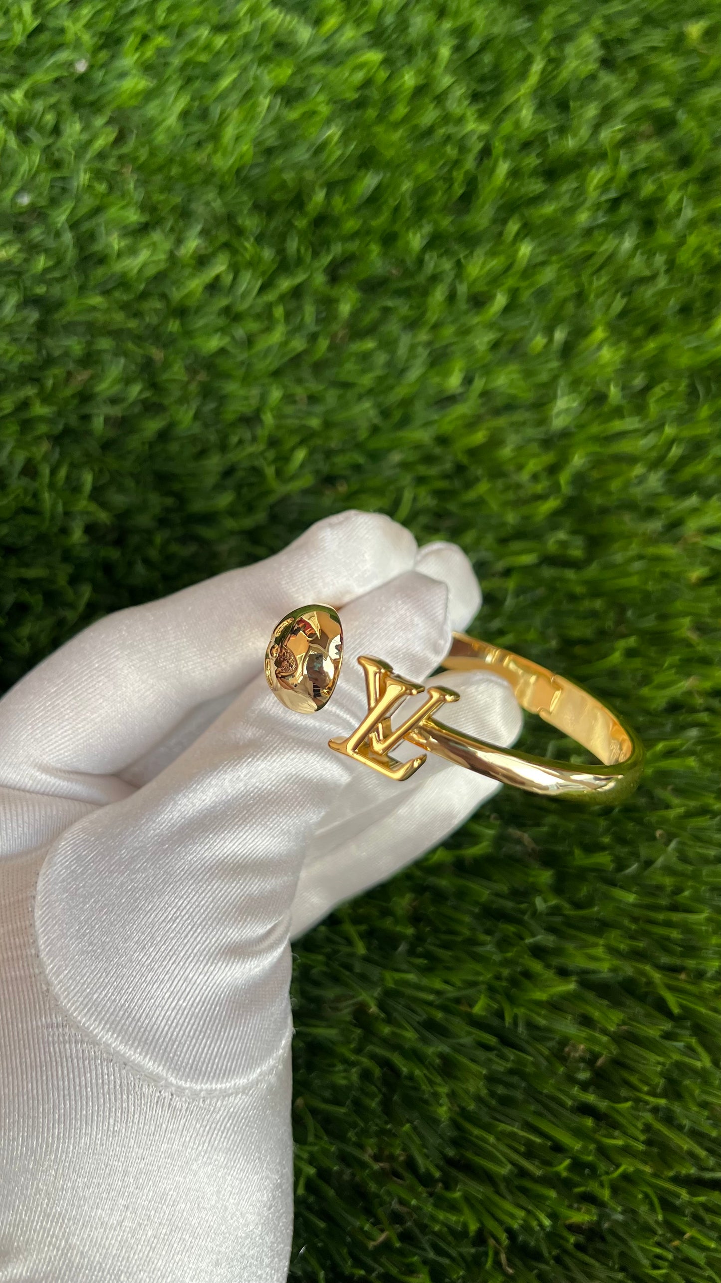 Lucia Gold Cuff Bangle